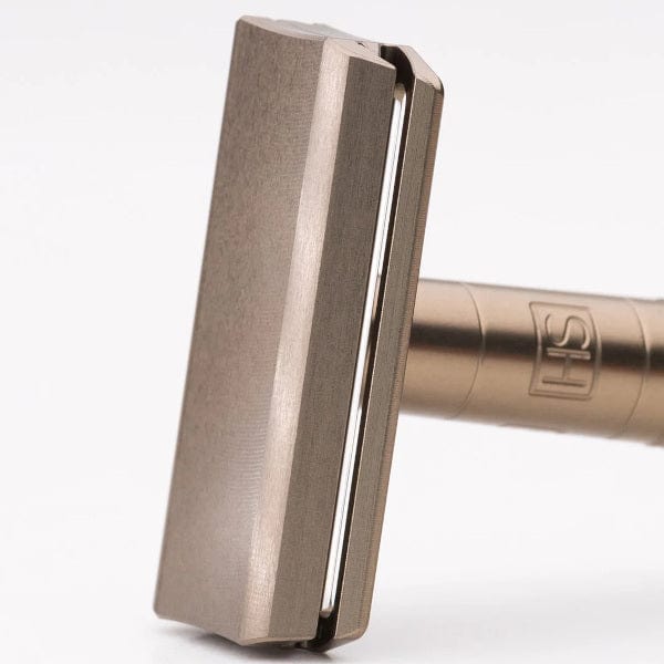 Henson Shaving AL13 Double Edge Razor & 25 Blades (Tan) — Castle