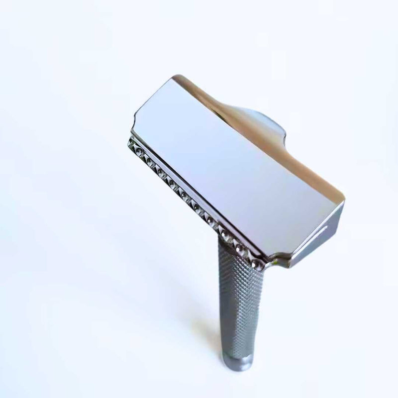 Shave Essentials Razors & Razor Blades SteelMaster Razor